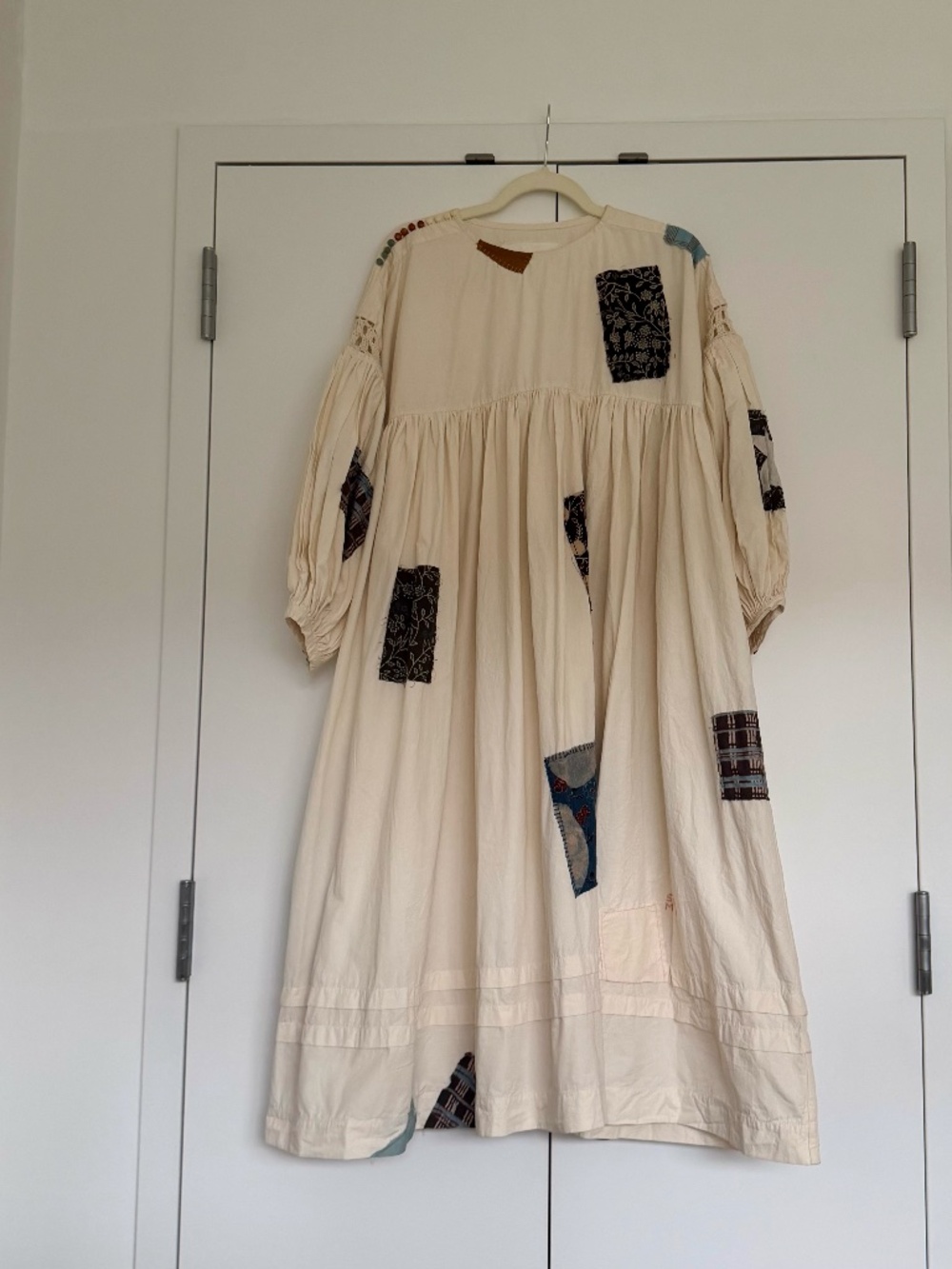 Story mfg. Mon Dress in Ecru Scatter Patch